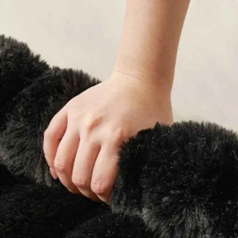 S1e03b07cd5374b7cba725ed287791f2bb